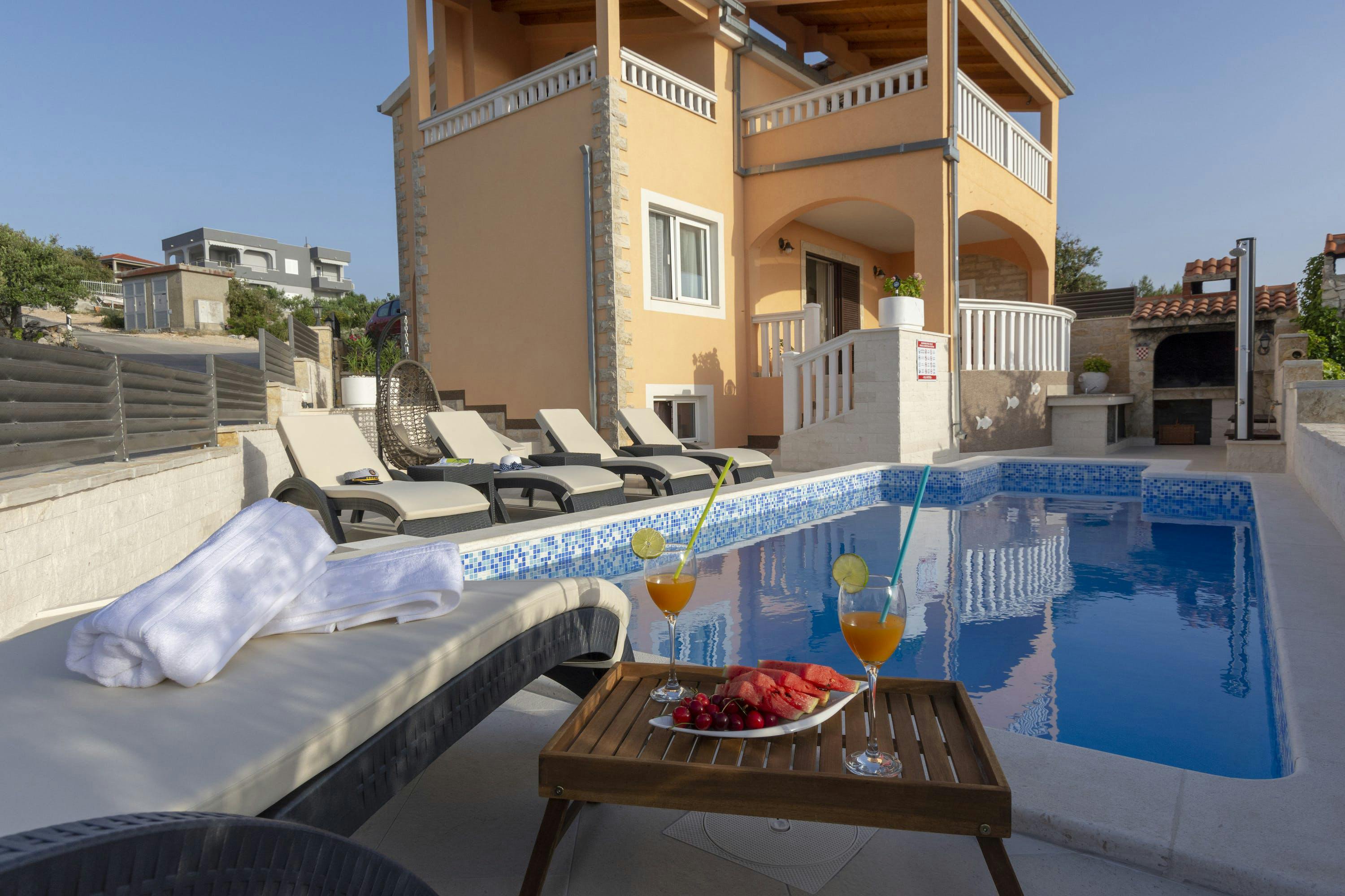 The Old Bricks,The Old Brick Factory