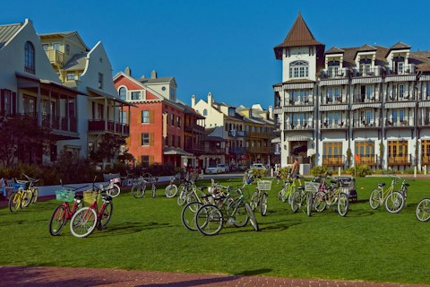 Discover WaterColor's beautifully landscaped community parklands and open green spaces