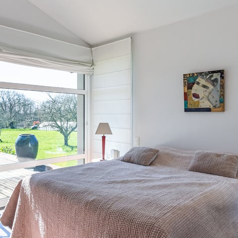 Wake up in Moëlan-sur-Mer and treat yourself to a French breakfast of croissants in bed