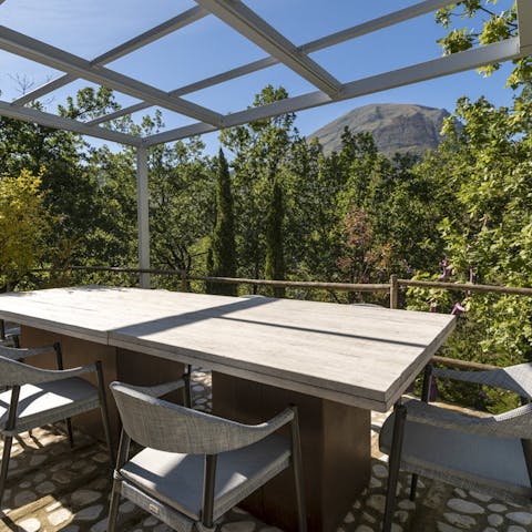 Savour delicious Italian meals prepared by a chef (available on request)