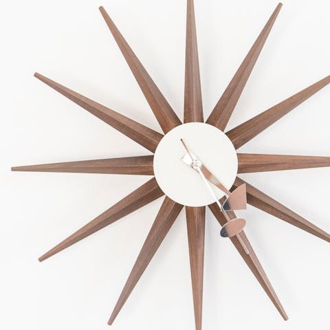Enjoy mid-century charismatic details