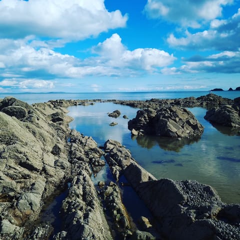Visit picturesque Saundersfoot, less than 2 miles away