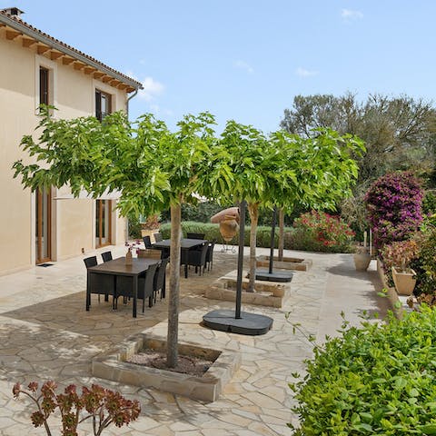 Enjoy an alfresco fiesta – why not fire up the barbecue?