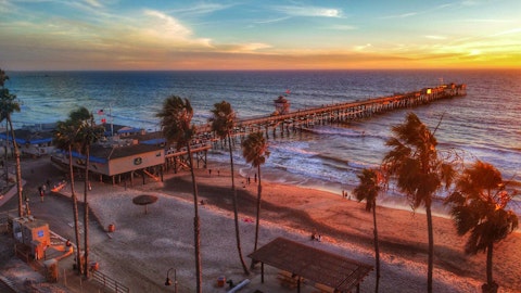 Stroll San Clemente Pier for sweeping Pacific Ocean views and fishing, a forty-minute walk