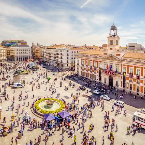 Discover the delights of Madrid from this central location