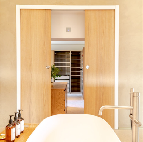 End the evening with a long soak in the en-suite bath
