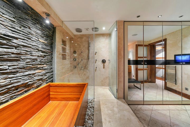 Bathroom photo