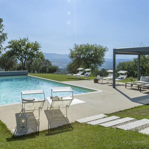 Savour total relaxation with leisurely days by the pool