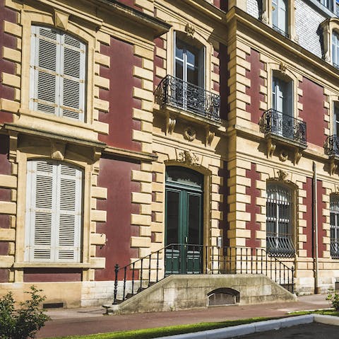 Stay in one of Biarritz's beautiful historic buildings