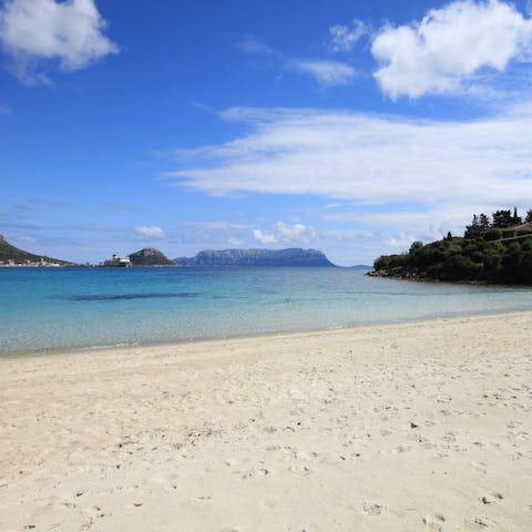 Stroll along the soft sands of Quarta Beach or swim in the warm sea