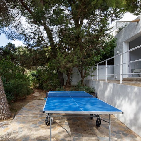 Play table tennis under the shade of the fragrant pine trees or work out in the home gym