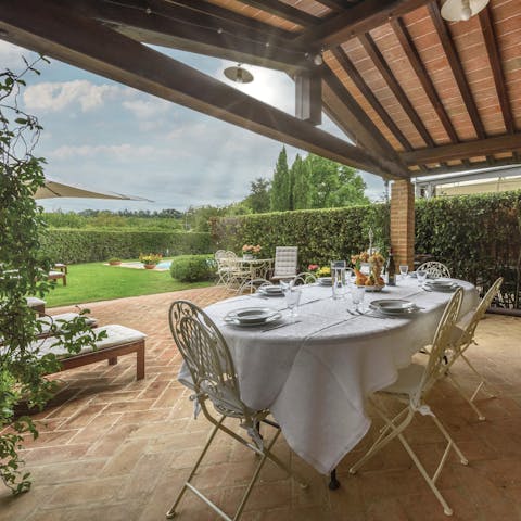 Sip cappuccinos alfresco and plan a trip to Poggibonsi, six kilometres away