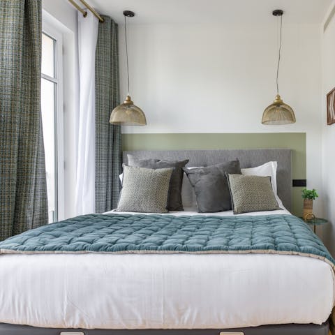 Sleep well in the super comfortable bed, decked out in luxury linens