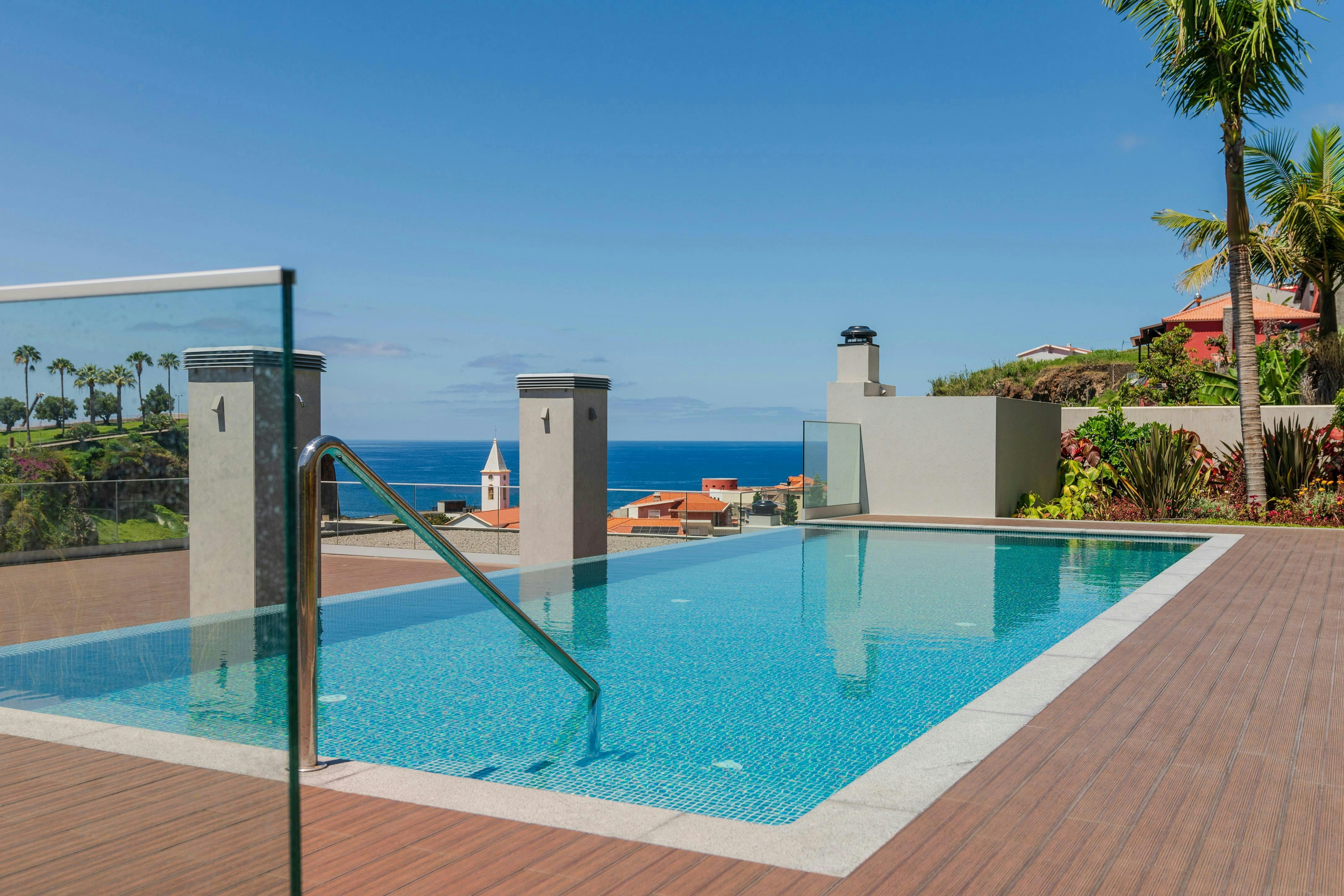 Seaview Hideaway