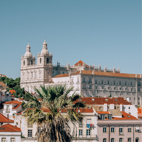 Explore Lisbon, starting with the charming neighbourhood of Alfama