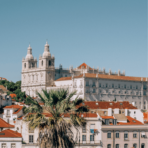 Explore Lisbon, starting with the charming neighbourhood of Alfama