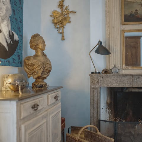 This home takes the shabby-chic aesthetic and adds a touch of elegance