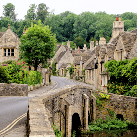 Stay in Chedworth and discover the charming Cotswolds