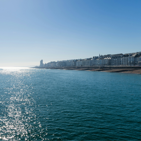 Enjoy refreshing seafront strolls in St Leonards-on-Sea