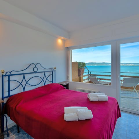 Go straight from bed into a sun lounger in the morning