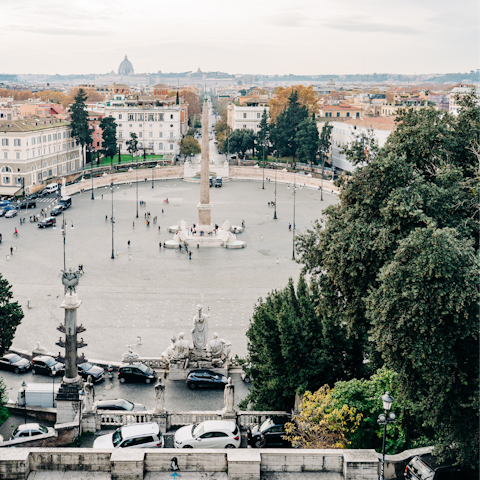 Travel four stops on the tram to Piazza del Popolo