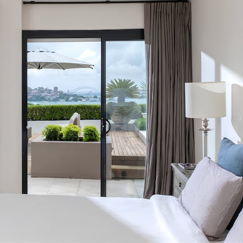 Wake up to views of Sydney Harbour Bridge