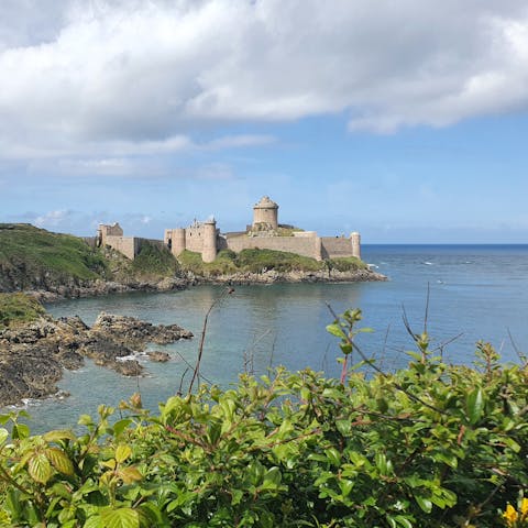 Take a day-trip to visit the historic Fort la Latte