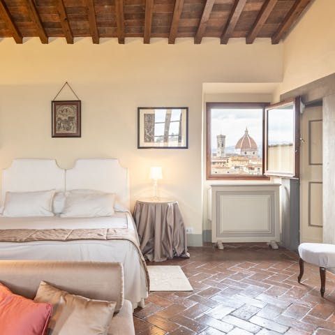 Fall in love with the views of the Duomo