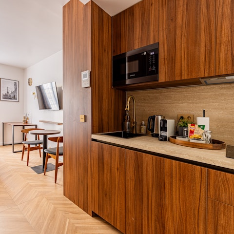 Prepare breakfast in comfort before a new day of exploration