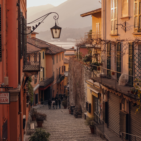 Discover the restaurants and cafes of beautiful Bellagio – you don't have to walk far