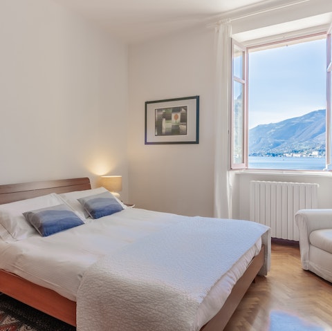 Wake up to stunning views of Lake Como