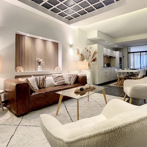 Unwind in the stylish living space at the end of the day