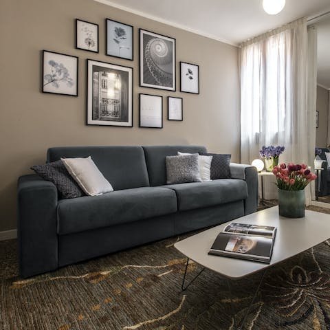 Sink into your sofa after a long day of exploring the city, flicking through the smart TV with a glass of wine in hand