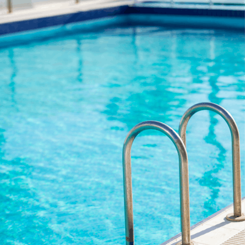 Look forward to cooling off from the Mexican sunshine in the communal pool