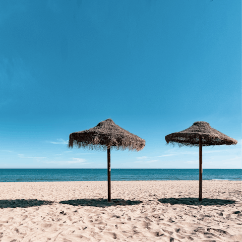 Take your pick of Praia Formosa or Complexo Balnear do Lido nearby