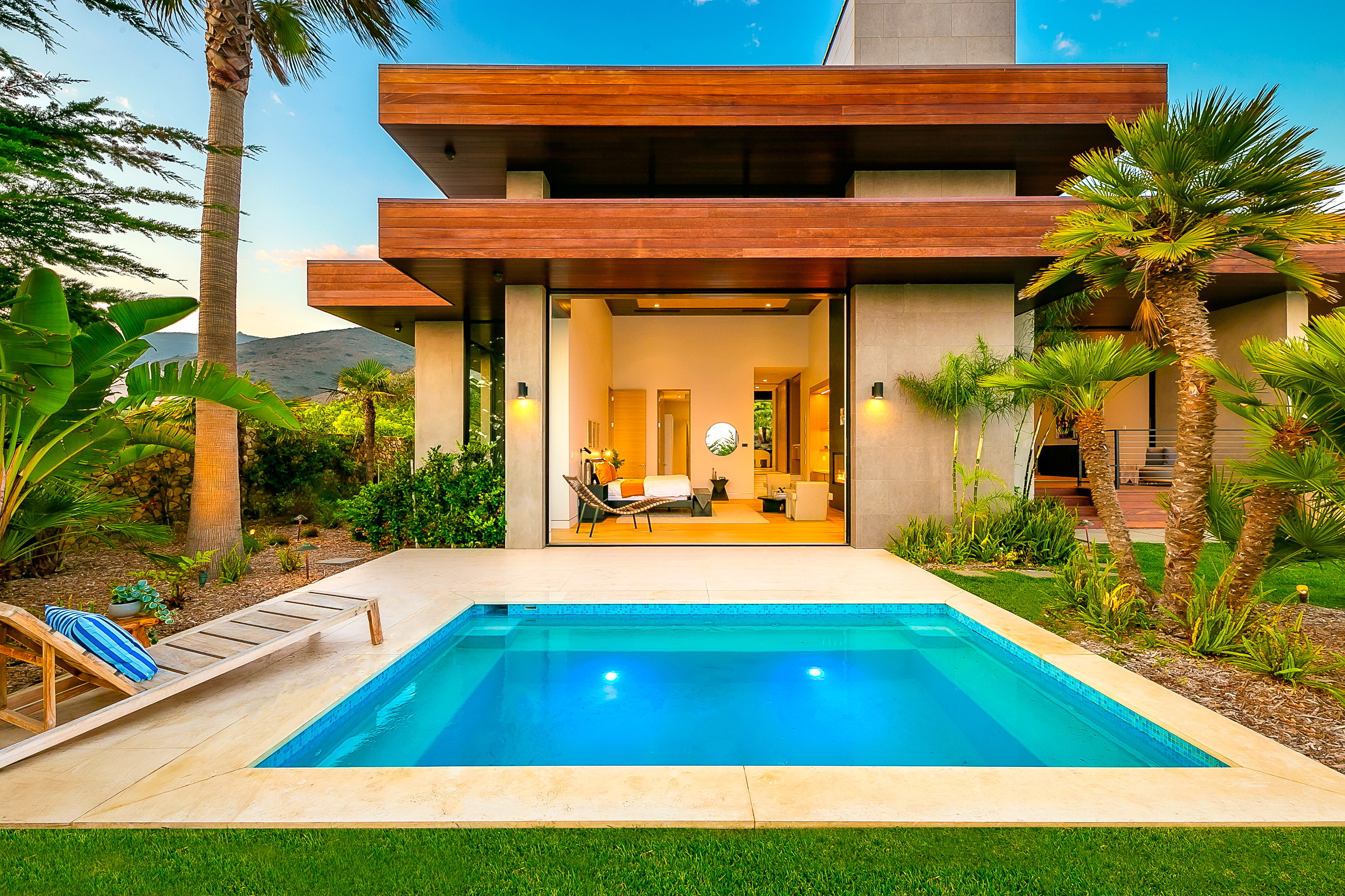 Malibu Midnight Hour, California | Plum Guide