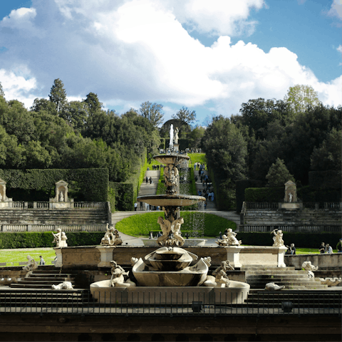Take a half hour stroll to Boboli Gardens