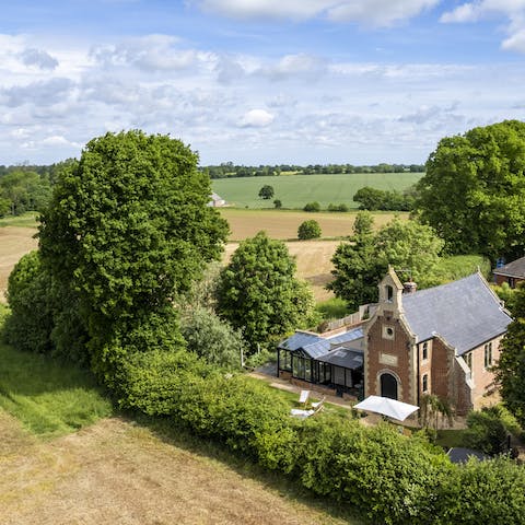 Stay in the tranquility of the Norfolk countryside, surrounded by fields