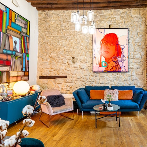 Admire vibrant art work on the walls