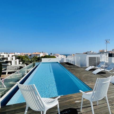 Swim a couple of laps of this gorgeous infinity pool before breakfast