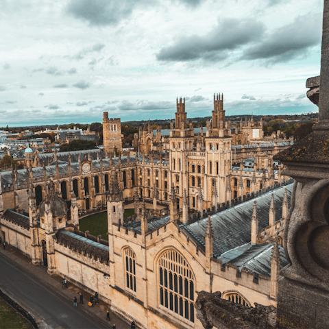 Enjoy a refreshing walk into the historic heart of Oxford