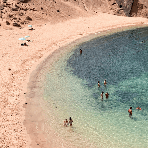 Spend the day on the beach, just 1 kilometre away