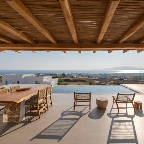 Hire in a private chef for a sunset supper