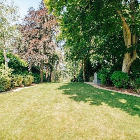 Let youngsters run amok and play games in the large garden