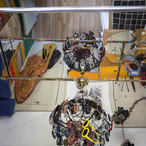 The mirrored bathroom ceiling