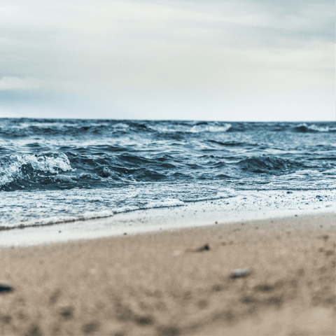 Take drive up to Plage de Primel and spend the day in surf and sand