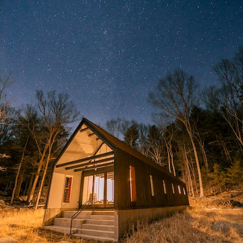 Gather around the fire and do a bit of stargazing on summer evenings