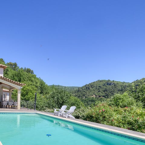 Experience a wonderful state of wellbeing from the pool