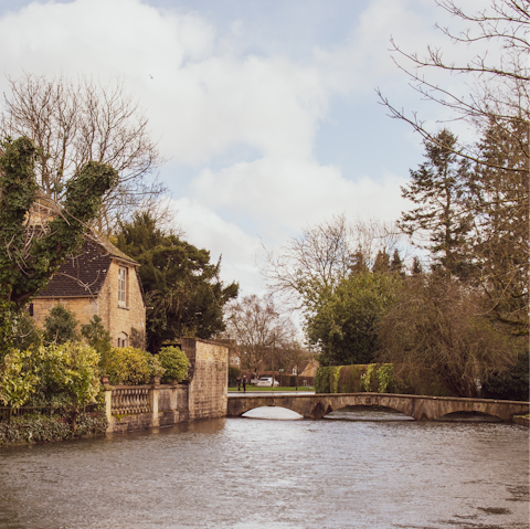 Discover the charms of Bourton-on-the-Water – it's a ten-minute drive