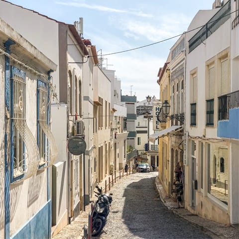 Explore the walled old town of Lagos, just thirteen minutes away by car